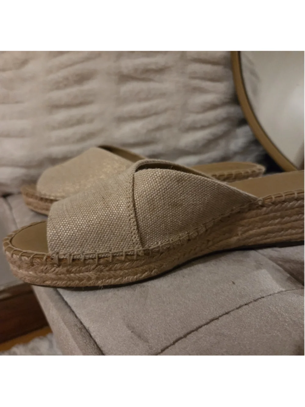 Women's Franco Sarto Beige Espadrille Wedge Sandals Size 7.5